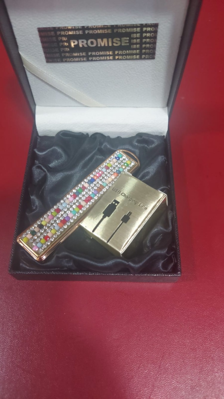 1250879 Şarjlı Çakmak USB Charging Line