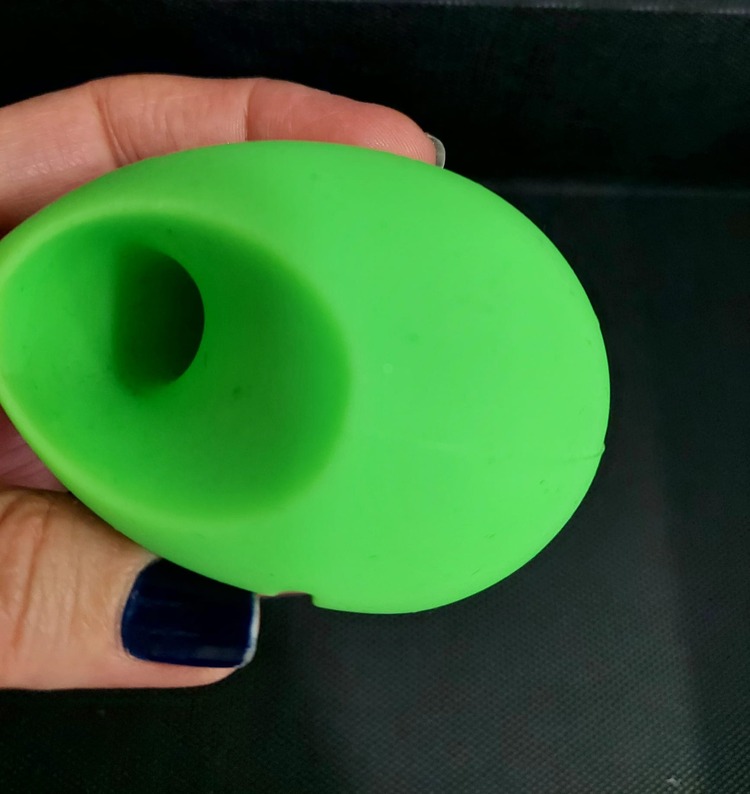 A04LOJ Oval Silikon 8cm Iphone 4 için Doğal Ses Yükseltici Stand Yeşil Aksesuar 1 Adet