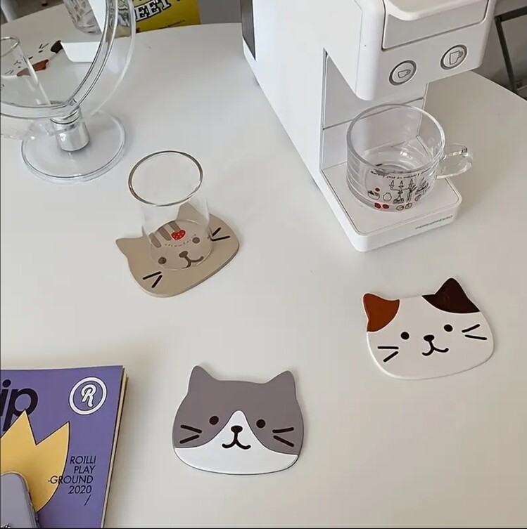 VP2378144 Altın İmparator Kedi Silikon Kedi Bardak Altlık Karikatür Kedi Tasarımlı