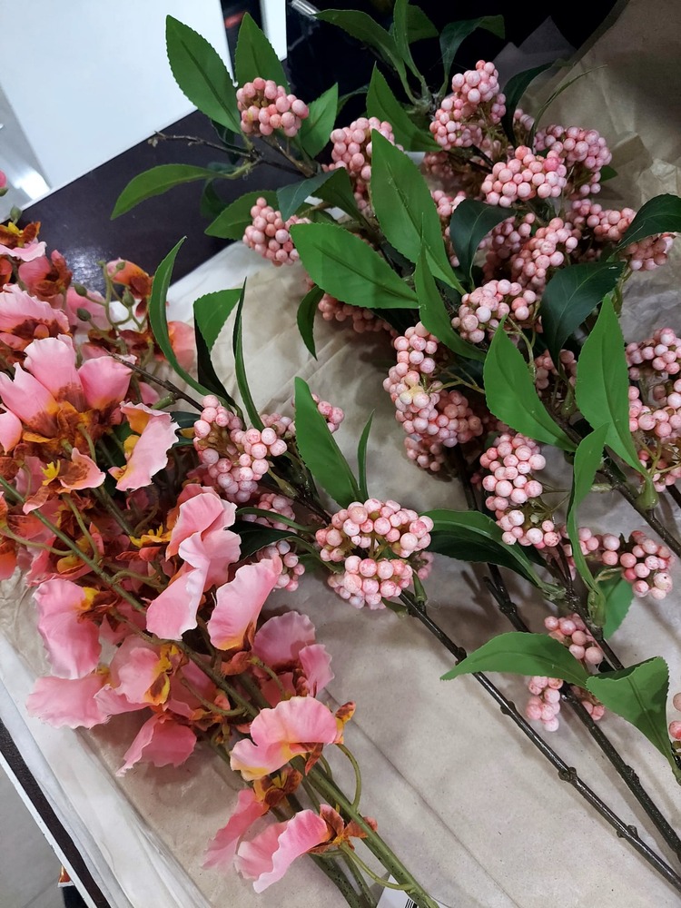 P358.374938 Pembe Çok Dallı Yapay Çiçek 93cm Dekorayon Gerçekçi 1 Adet