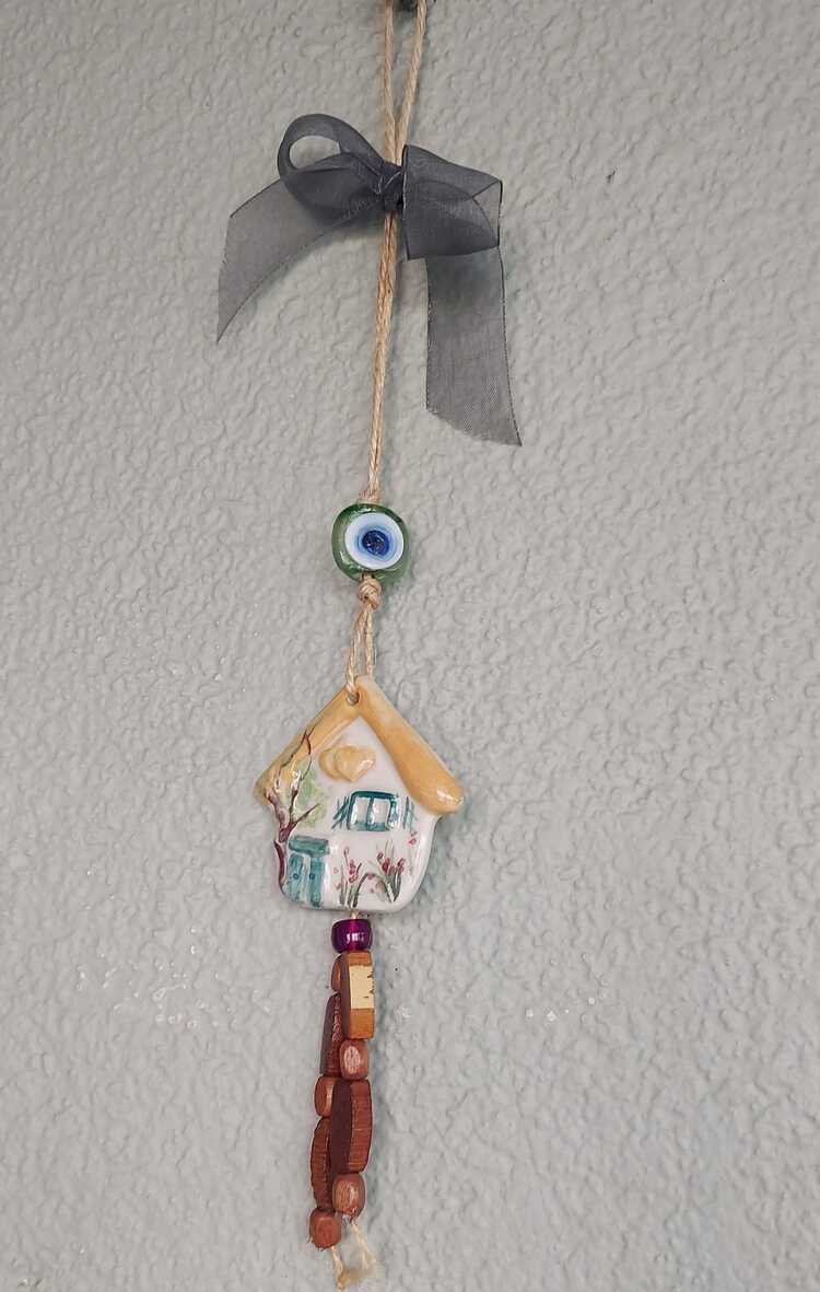 HT64 Seramik Ev Genişlik 5cm Yükseklik 5cm Nazar Asmalık Süs El Yapım