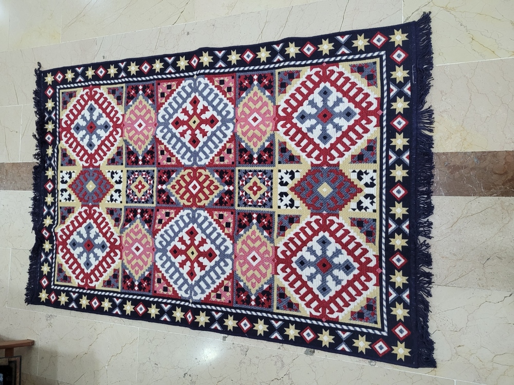 BBGH8681126436922 Home Çift Taraflı Kilim Makinede Yıkanabilir Modern Desenli 120x180cm