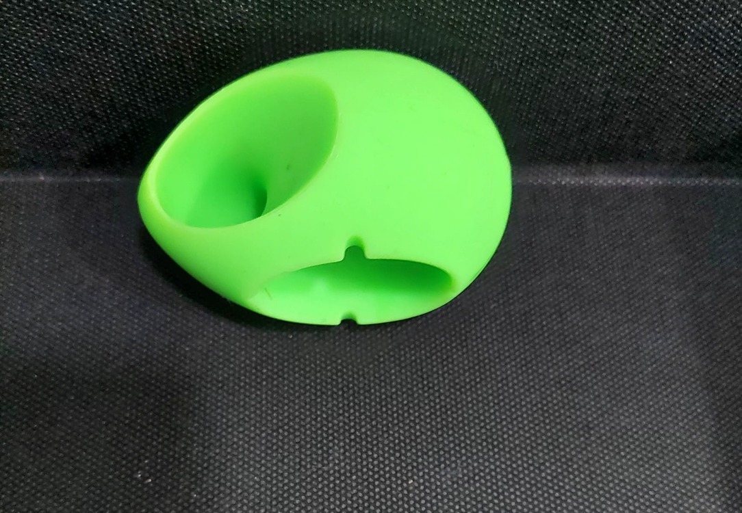 A04LOJ Oval Silikon 8cm Iphone 4 için Doğal Ses Yükseltici Stand Yeşil Aksesuar 1 Adet