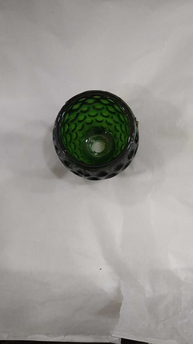 DEKOD07 Jashmai Kabarcık Model Cam Altı Delikli Mumluk Yeşil Çap 7cm Yükseklik 7cm 1 Adet