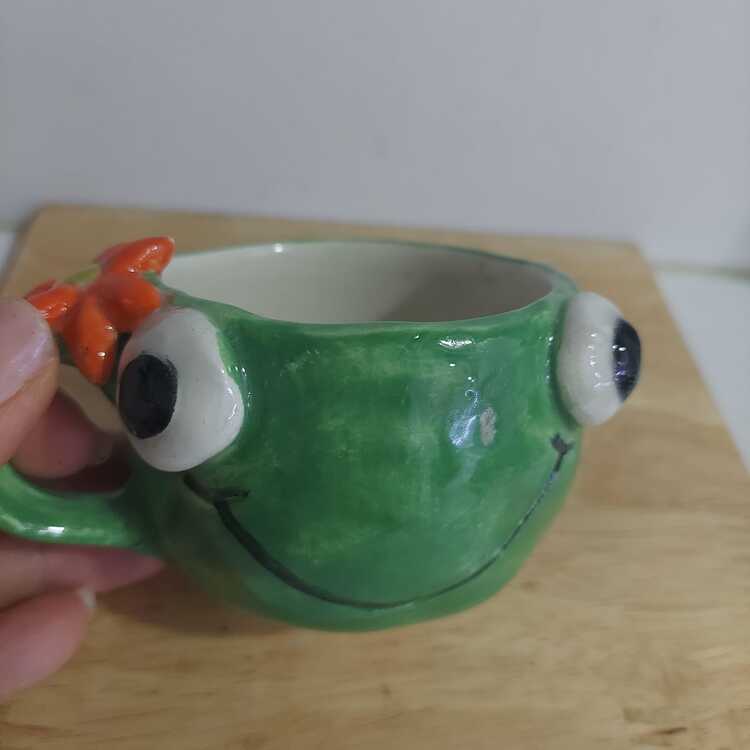 A98950 Yeşil Kurbağa Çiçek Küçük Kupa El Yapım Seramic Art Çay Kahve Kadın Erkek 1 Adet