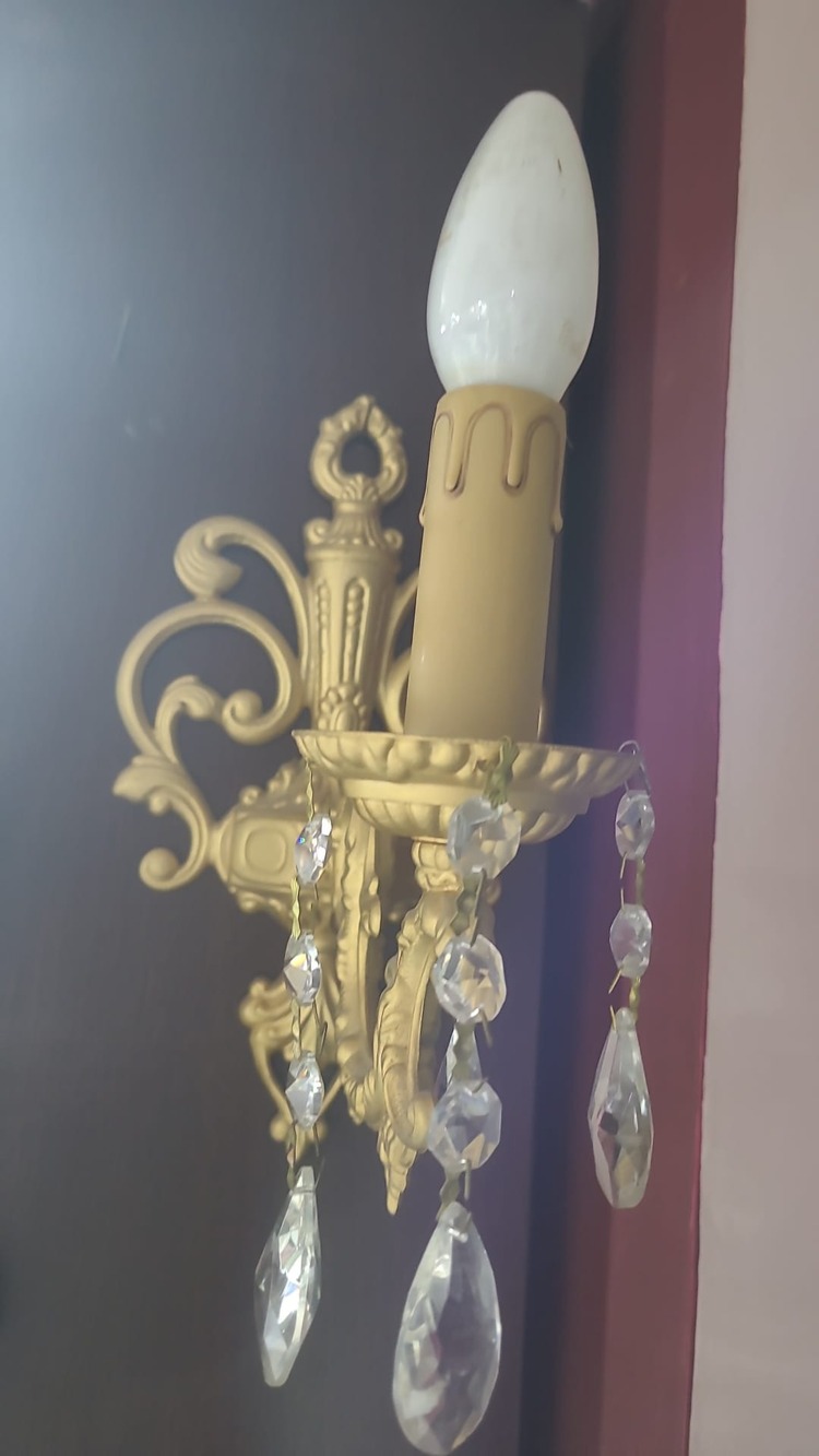 A6784 24x24cm Metal Vintage Aplik Süslemeli Duvar Lamba Mutlu 1 Adet