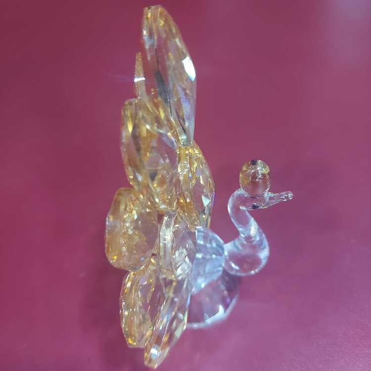 ZO-120-AMB Küçük Tavus Amber