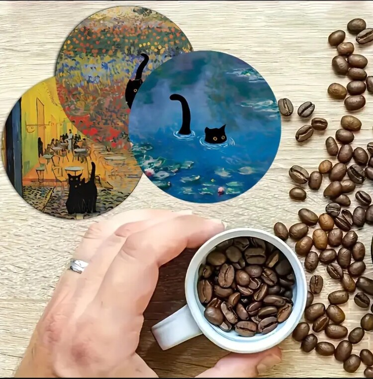 AMB3604862 10.01*10.01 cm boyutunda 5 adet Şirin Siyah Kedi ve Ünlü Tablolar Ahşap Tabak Seti