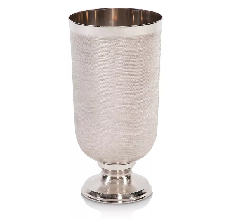 P084.837831 27cm Etan Metal Vazo Kararmaz Yuvarlak Ayaklı Zırh İşlemeli Howard Elliott 1 Adet