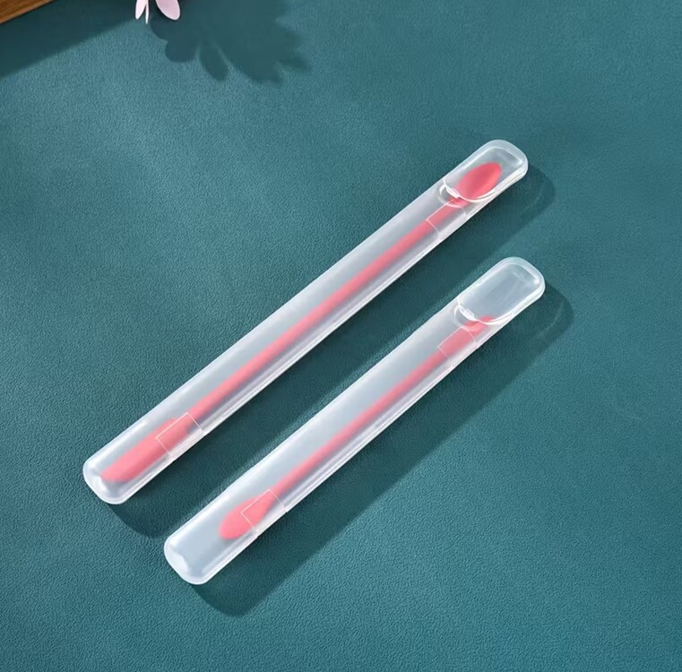 LQ92482 Çift başlı silikon kaşık (15.01 cm siyah + 23.01 cm kırmızı) + Saklama kutusu