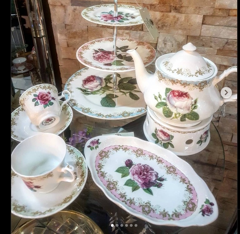 ENG-RK079 Roy Kirkham 2012 England Fince Bone China Vintage Rose Tepsi 1 Adet