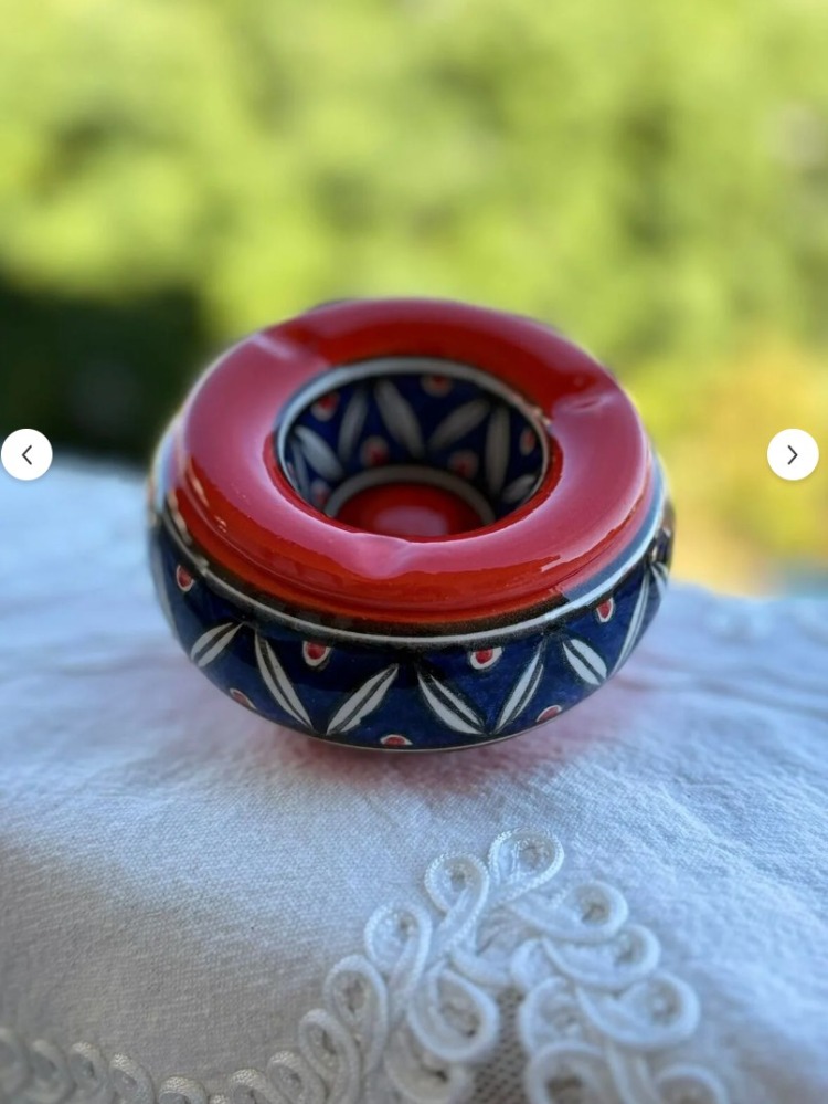 A965015868 El Yapımı Seramik Kapaklı Küllük Çap 10 cm Yükseklik 6 cm
