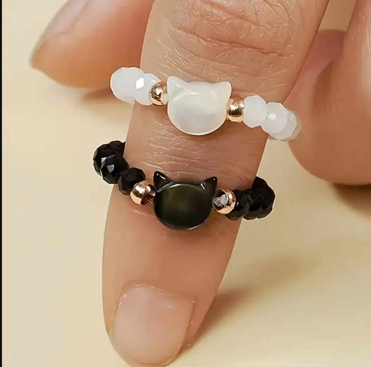 DW2993456 Yüzük Çifti Set Moda Siyah ve Beyaz Kedi Boncuklu Yüzük Seti 