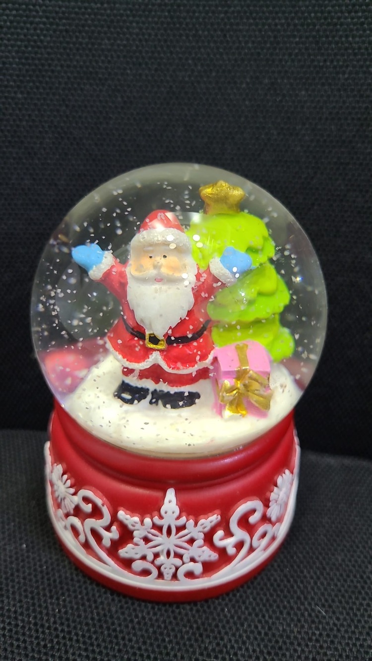 DGP-2404 Giftpoint 9cm Kar Küre Noel Baba Yılbaşı Çam Ağaç 1 Adet