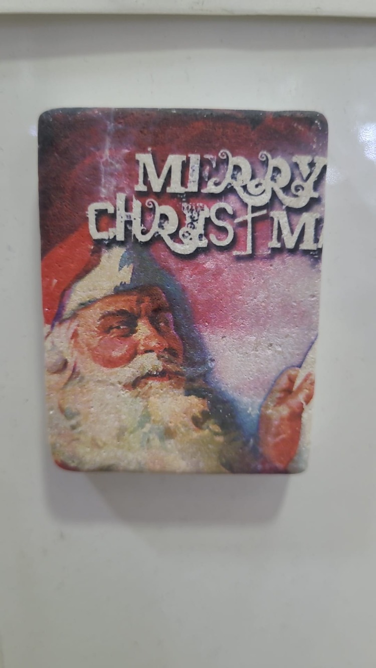 155314012026 Taş Noel Baba Magnet 1 Adet 6cm
