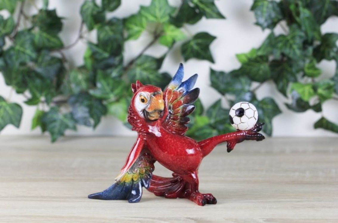 AN304YX017 Biblo Kırmızı Futbolcu Papağan Polyester Dekoratif Obje Kalp Joga Bonito 1 Adet