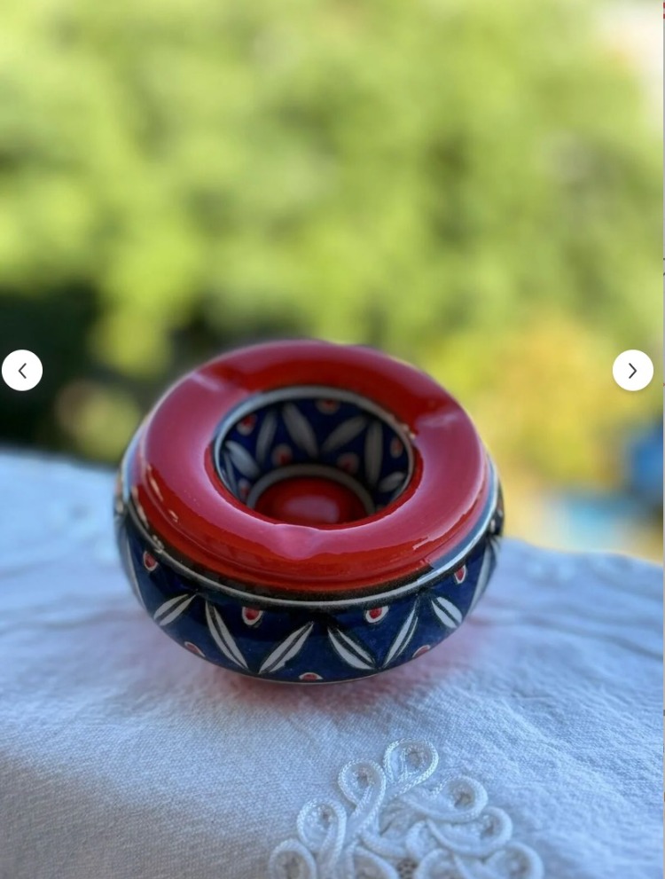 A965015868 El Yapımı Seramik Kapaklı Küllük Çap 10 cm Yükseklik 6 cm