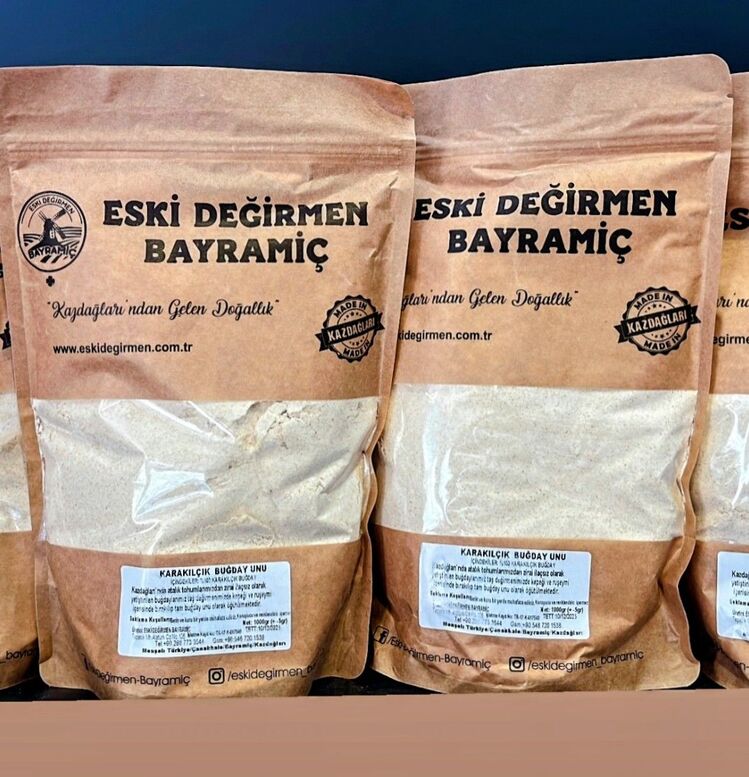 ESKİ DEĞİRMEN BAYRAMİÇ KARAKILÇIK BUĞDAY UNU 1KG