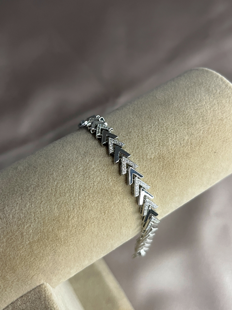 Arrowline