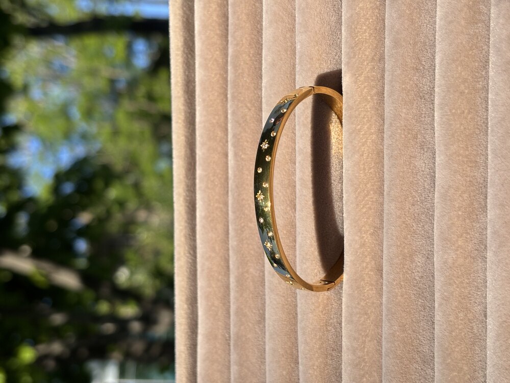 Astaria Gold