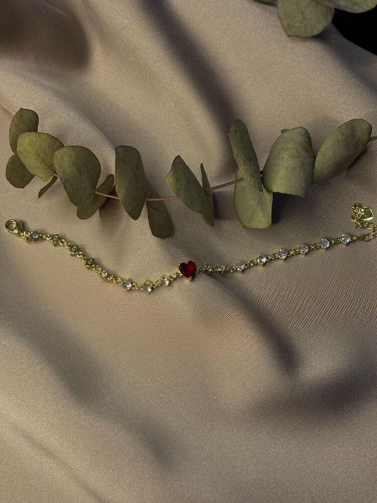 Pandora Kırmızı Taşlı Model