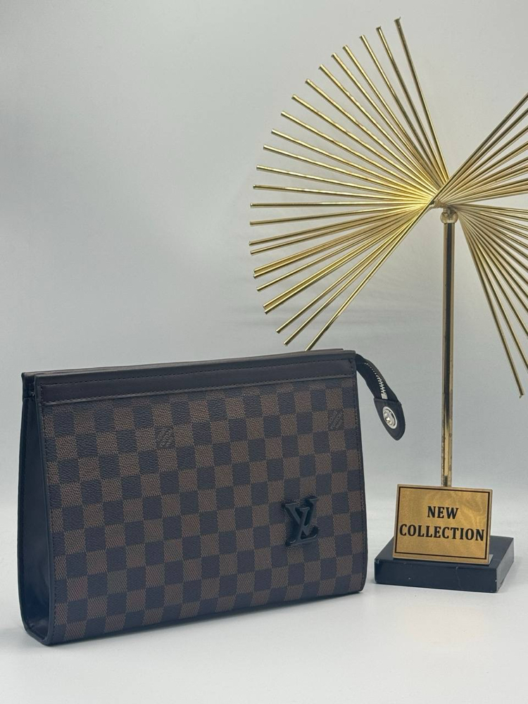 Louıs Vuıtton Clutch