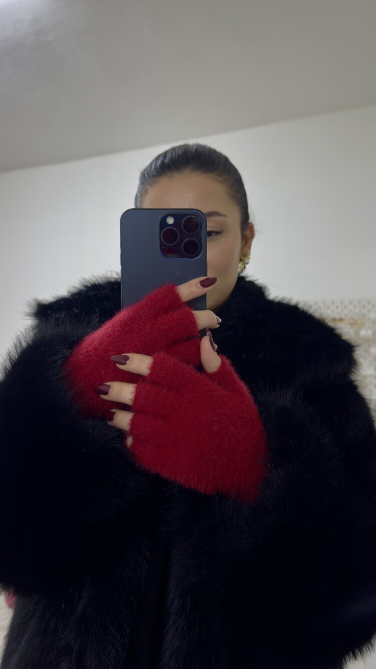 Peluş kesik eldiven