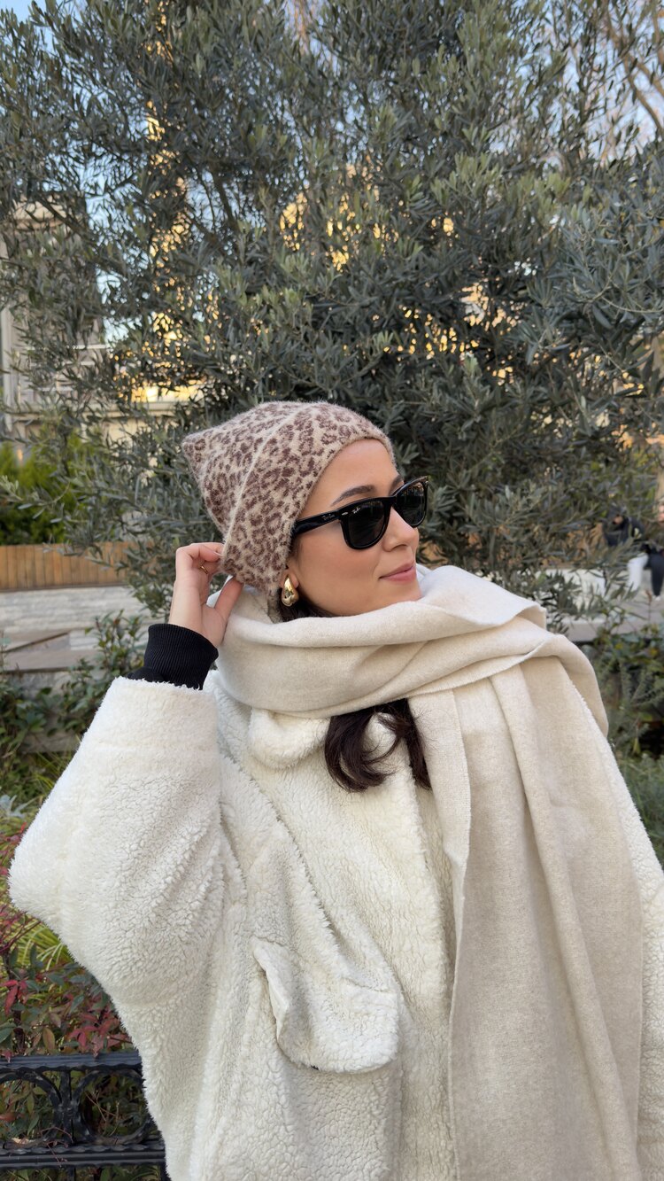 Angora leopar bere / |