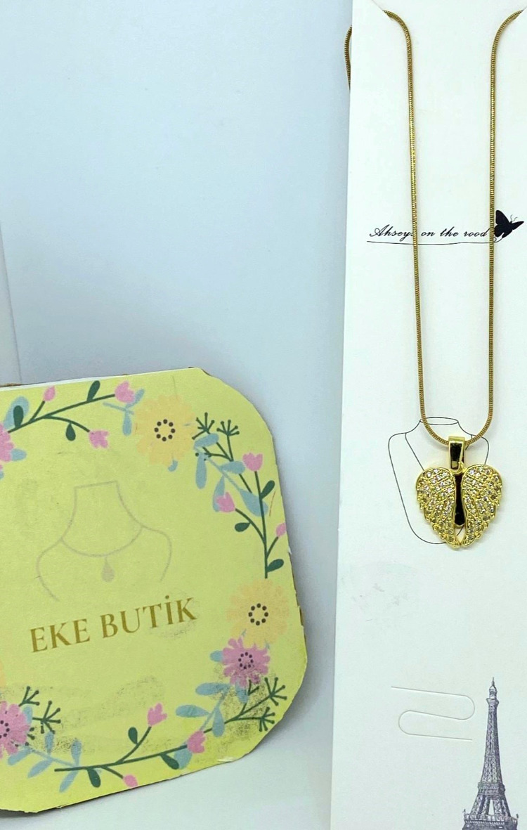 Çelik Açılır Kanatlı Melek Taşlı Kolye Gold