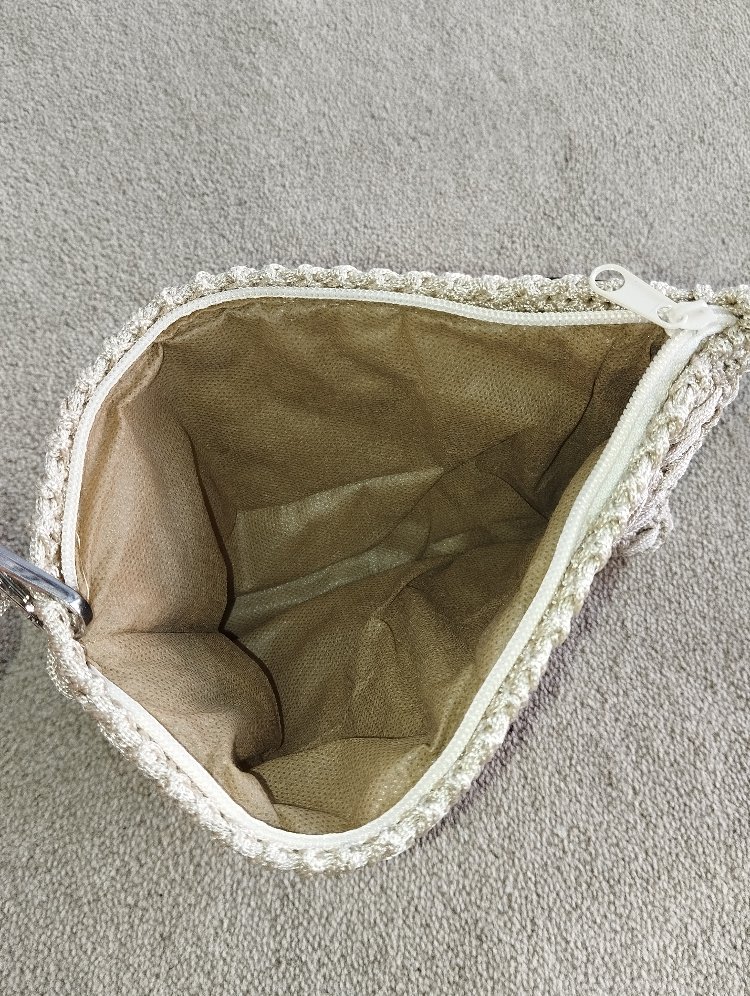 Makrome clutch bej