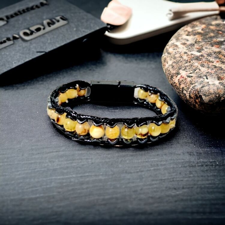Hematit, Kehribar Rolex bileklik
