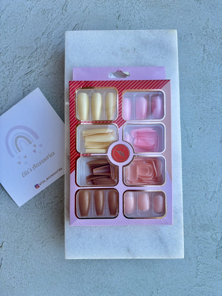 Karışık Renk 4 Boy Takma Tırnak Set