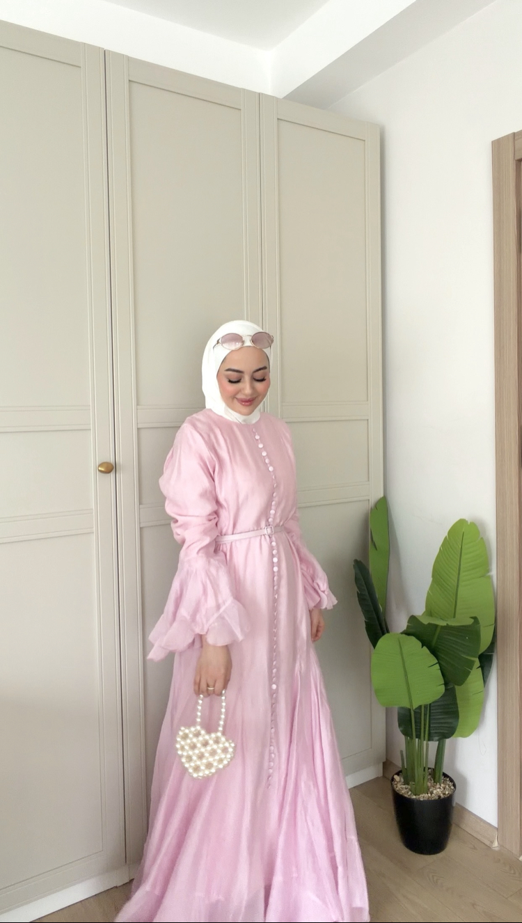 Düğmeli elbise