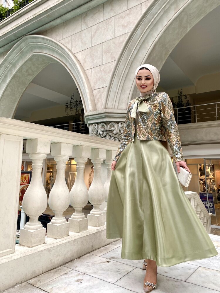 Lolita takım