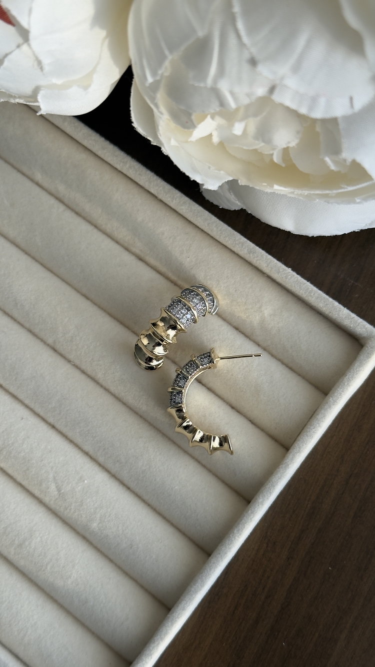 Kıvrımlı Spiral Küpe - Gold Silver