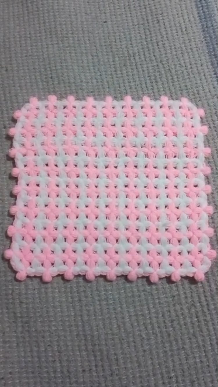 Pembe Beyaz El Yapımı Lif   