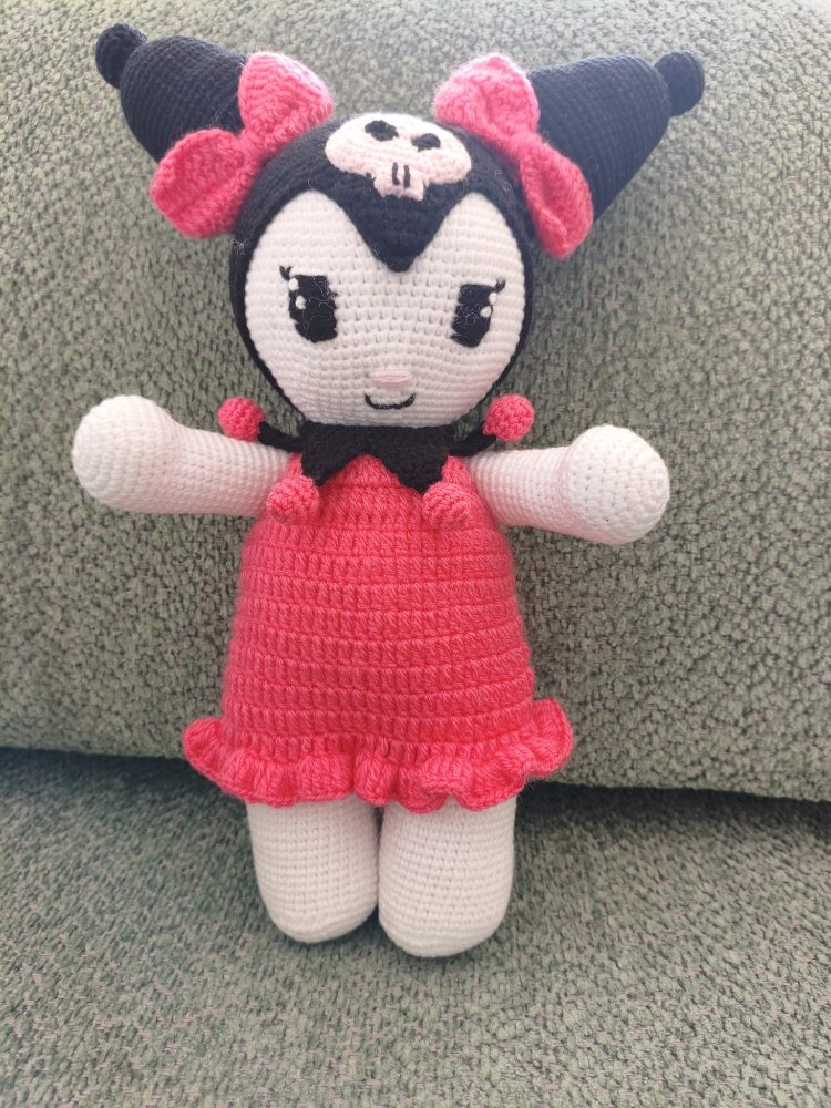 Pembe üstlü kuromi