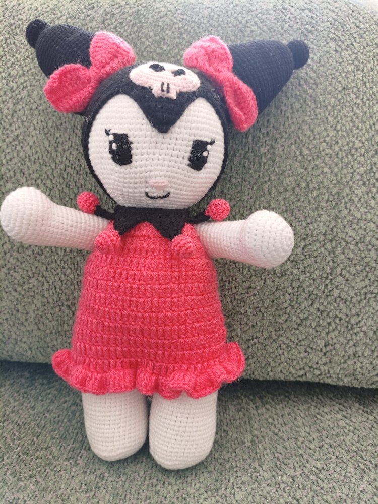 Pembe üstlü kuromi