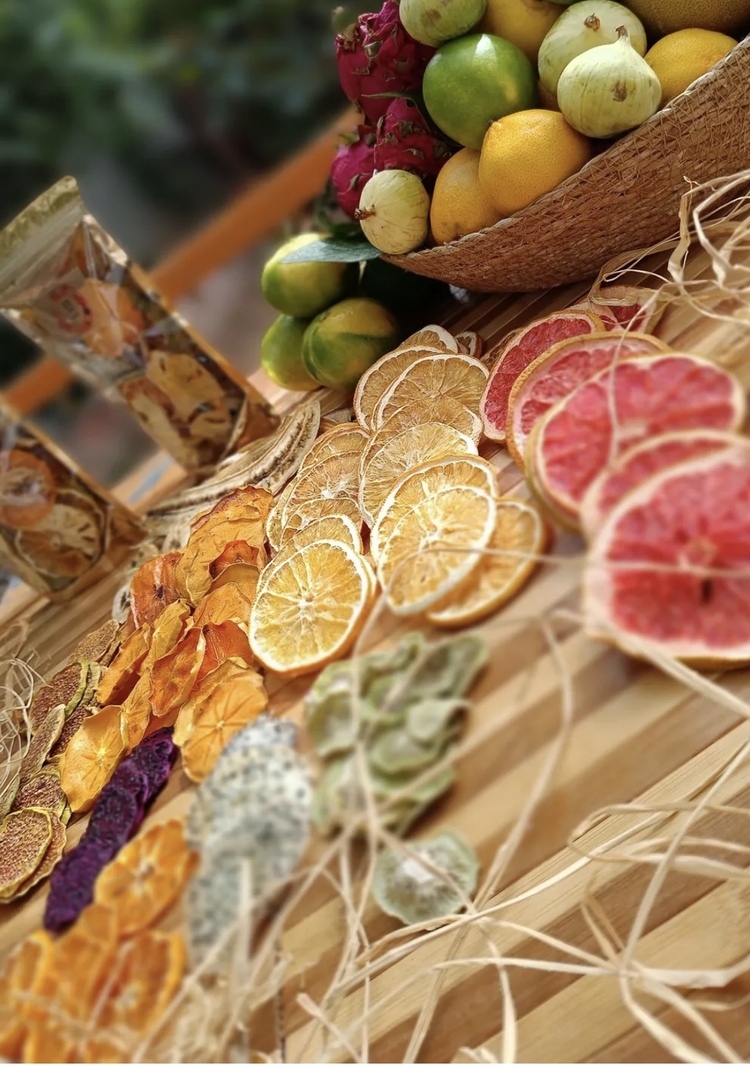 Mix Fruits,Strawberry, Pineapple, Orange, Apple and banana Chips(100g)