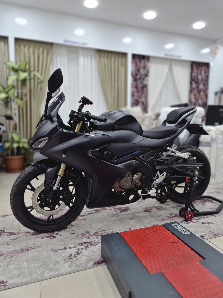 SRK 125 R MAT SİYAH KAPLAMA