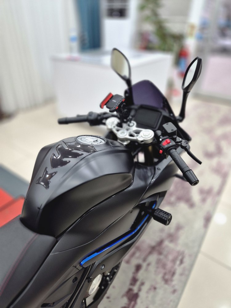 SRK 125 R MAT SİYAH KAPLAMA