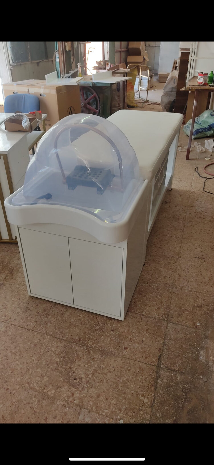 Kafa yıkama masaj sedyesi