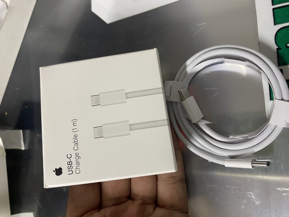 APPLE ORJİNAL YENİ NESİL KABLO İPHONE 15 ve ÜZERİ CİHAZLAR İÇİN ORJİNALDİR KUTUSUNDA
