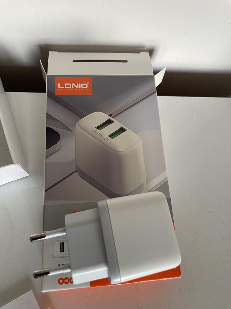 2 USB GİRİŞLİ SÜPER ŞARJ BAŞLIĞI 