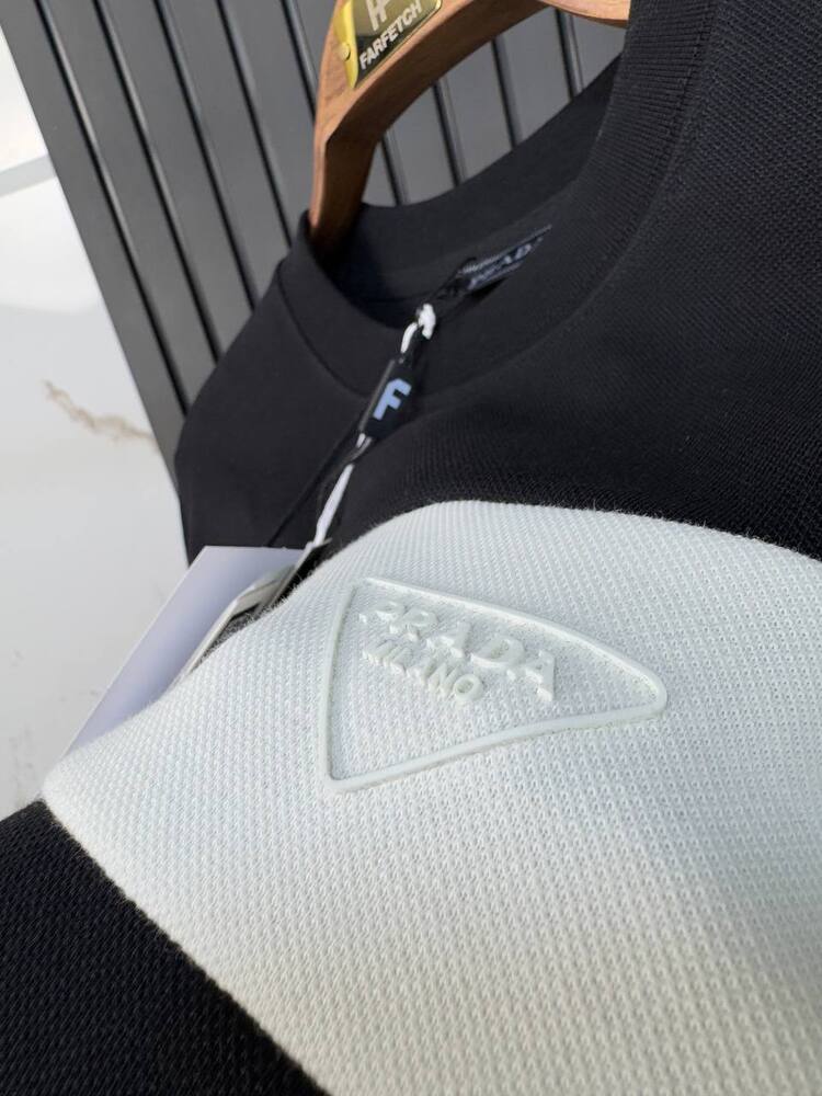 PRADA Sweat Premium