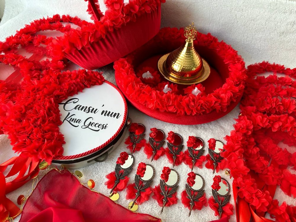 Exklusives rotes Henna-Set im Avantgarde-Stil | EW-292692