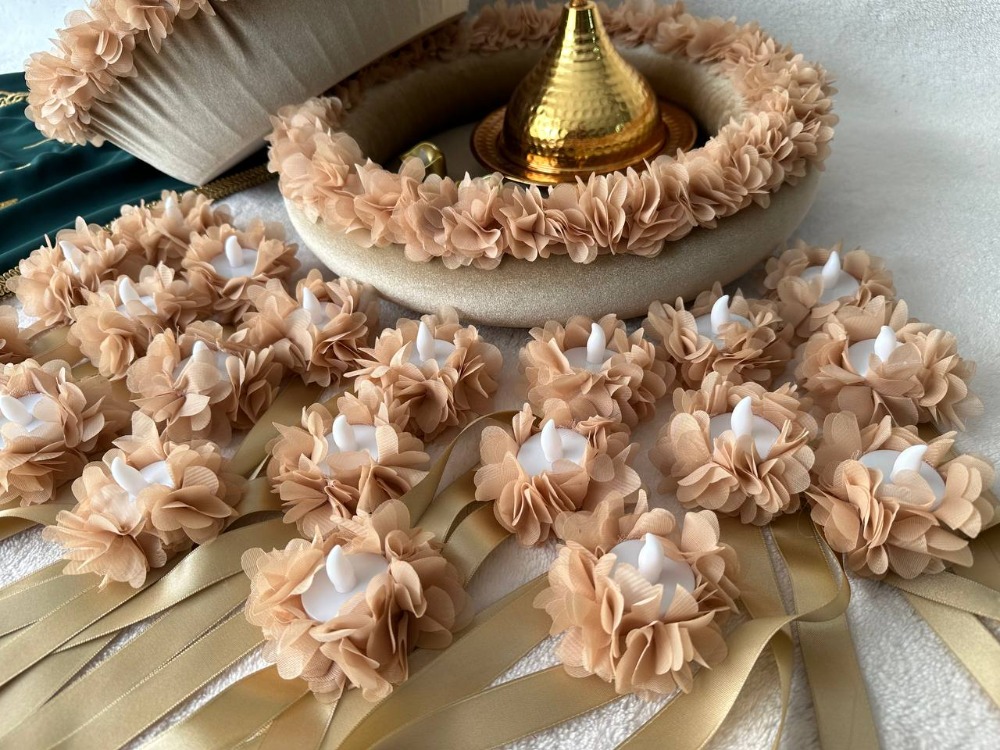 Beige Blossom – Lasergeschnittenes Henna-Set mit Blumen | EW-292656
