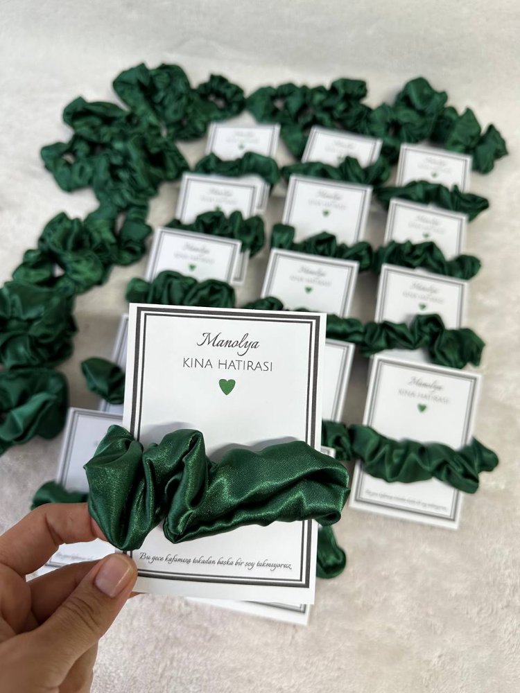 20 Stück Satin-Haargummis als Gastgeschenk. | EW-292654