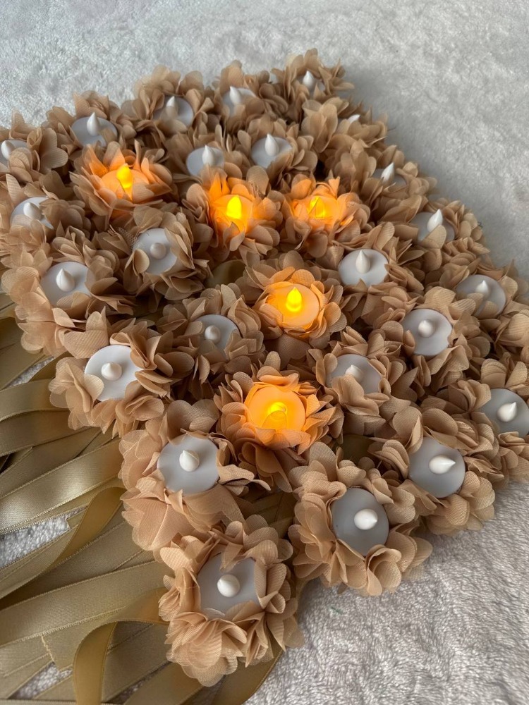 20 Stück personalisierte LED-Handkerzen mit lasergeschnittenen Blumen | EW-292622