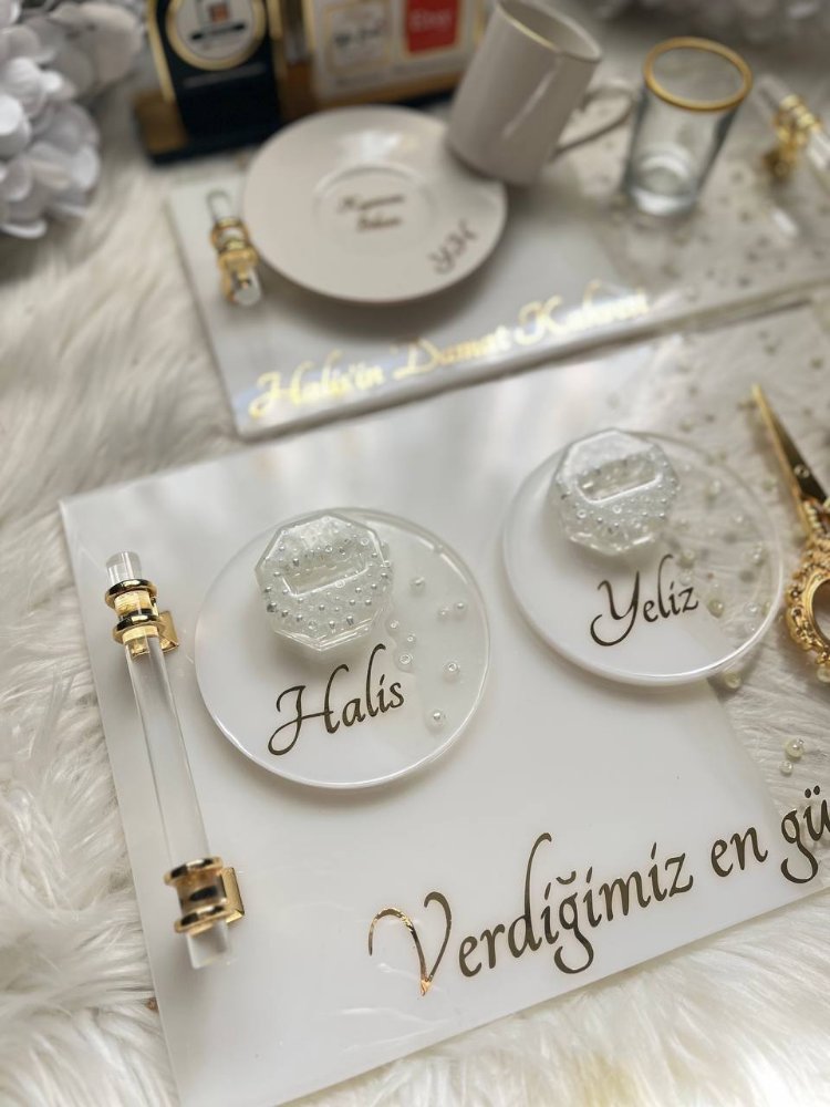 Handgefertigtes Epoxid-Perlenmodell Verlobungs- und Versprechenstablett-Set | EW-292643